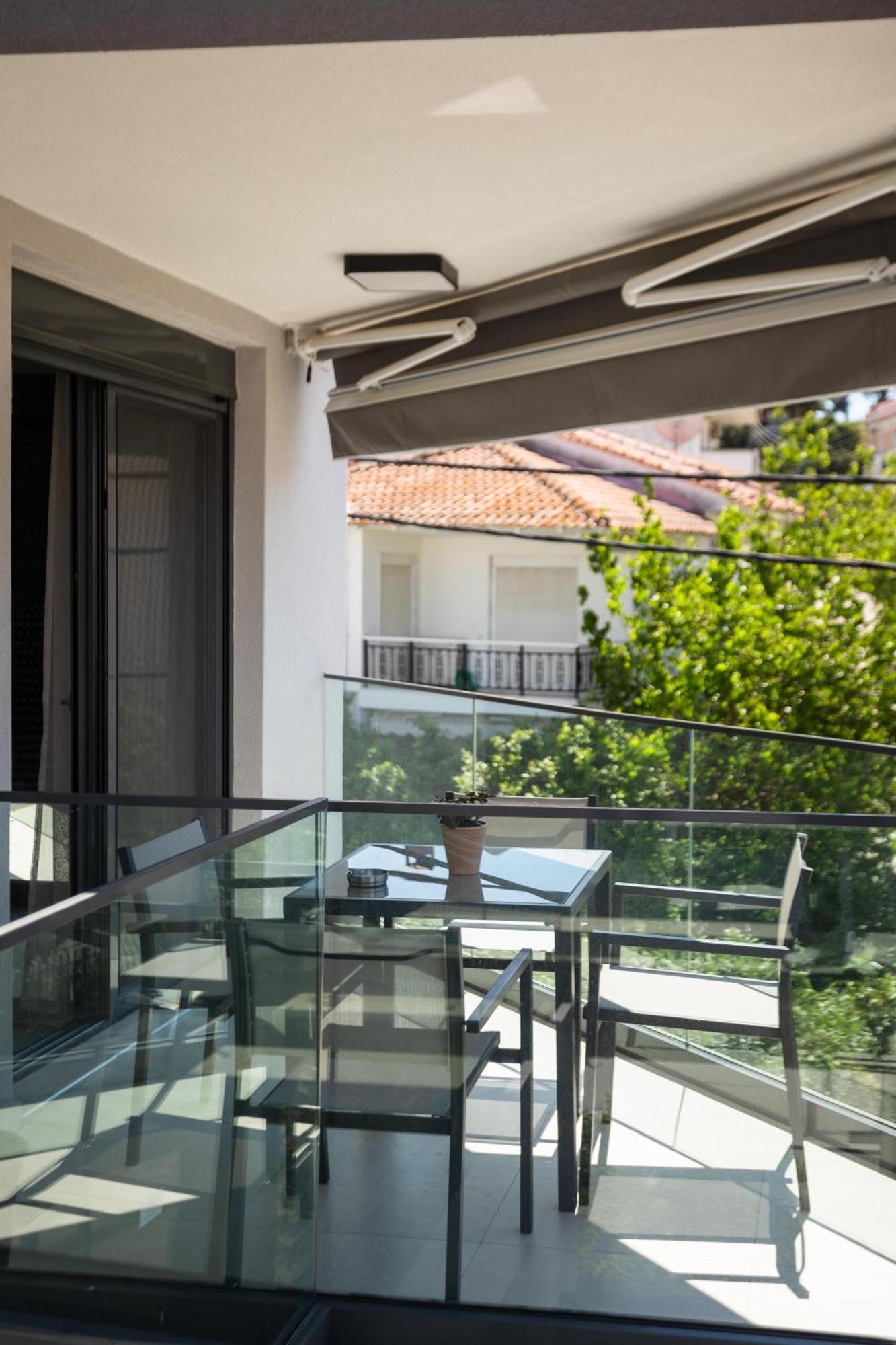 Avgerinos Apartments Polychrono Exterior photo