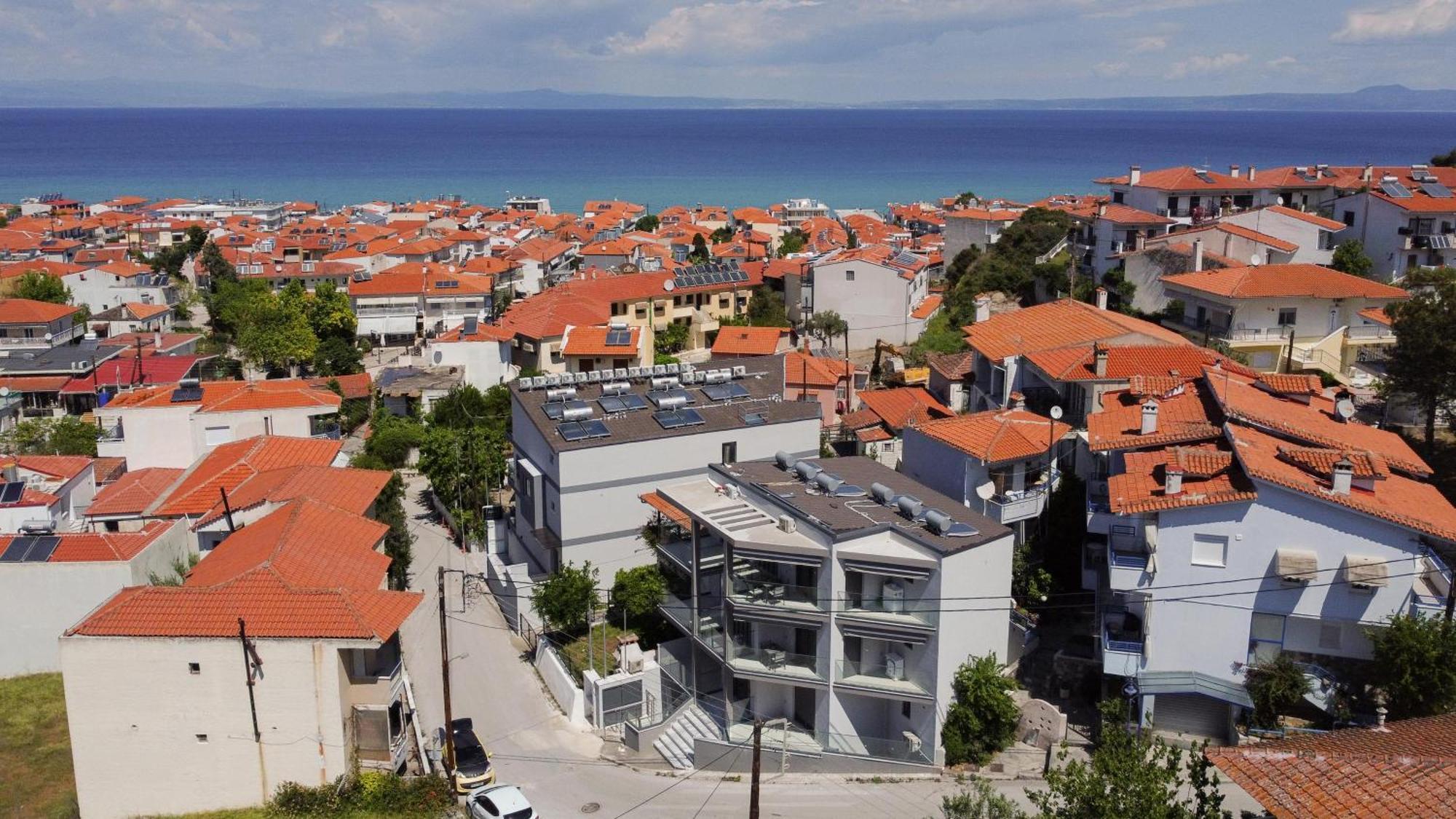 Avgerinos Apartments Polychrono Exterior photo