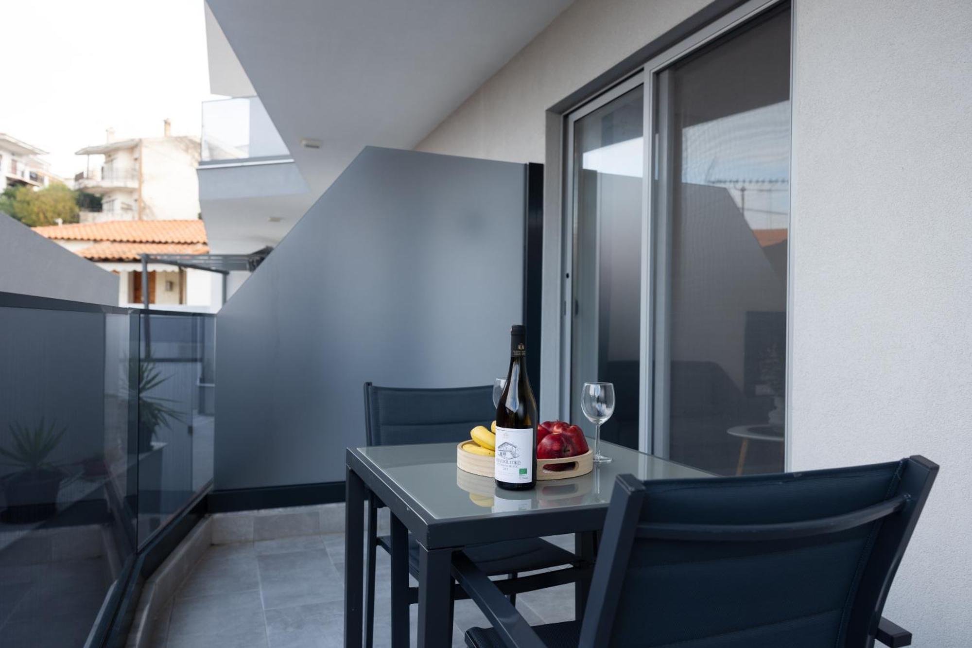 Avgerinos Apartments Polychrono Exterior photo